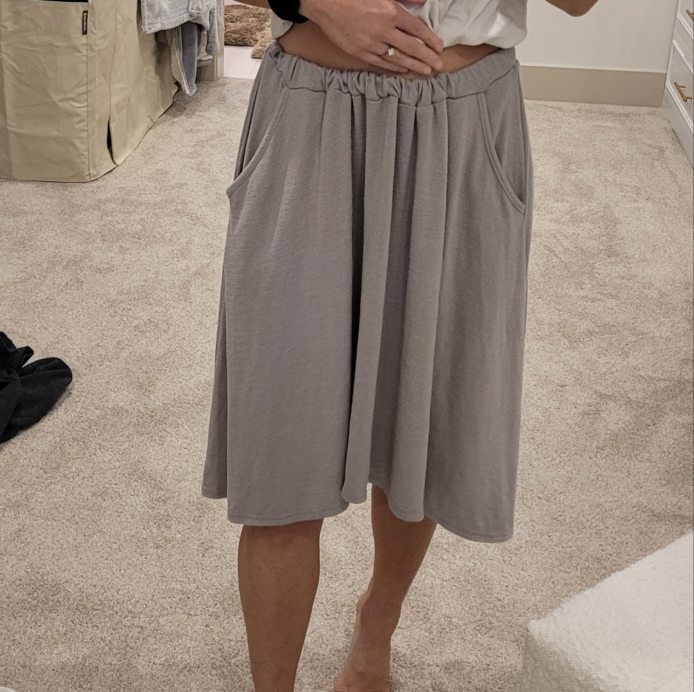 Wilfred Free Vintage Women's Rayon Grey Skirt Size XXS